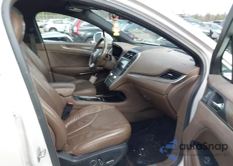 2017 Lincoln Mkc Reserve z USA, uszkodzony, nr VIN 5LMTJ3DH1HUL23840